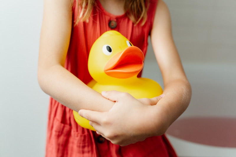 Große XL Ente Gelb Badeente Kentersicher Isabelle Laurier