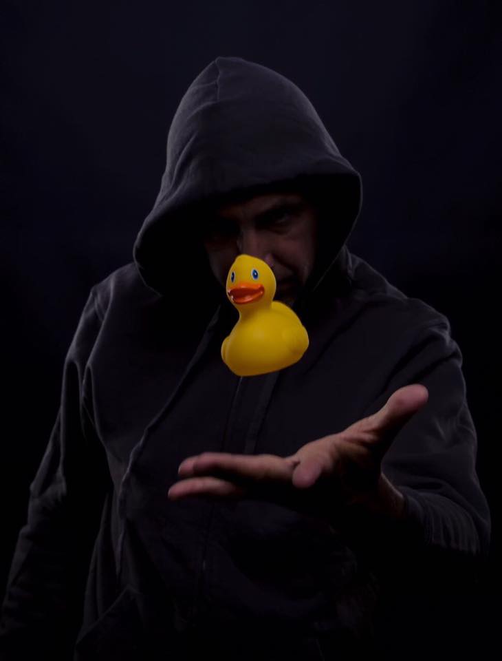 Klassiker Gelb Badeente Quietscheente Out of the blue